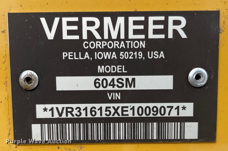 image for item FV9276 2014 Vermeer 604 Super M  round baler
