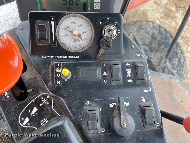 image for item FV9280 1999 Hesston 8450  windrower