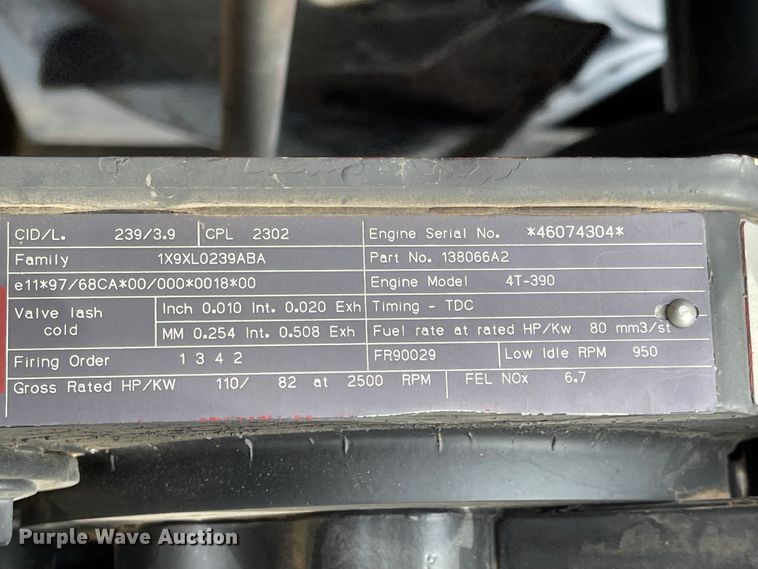 image for item FV9280 1999 Hesston 8450  windrower