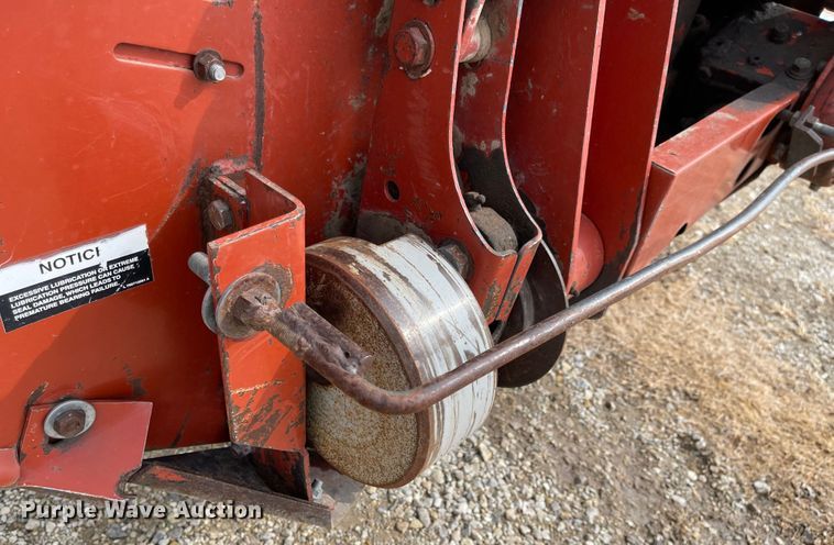 image for item FV9280 1999 Hesston 8450  windrower