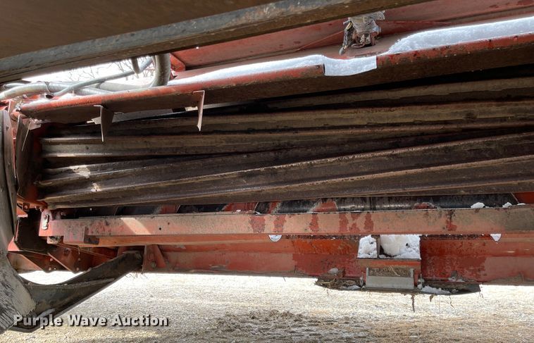 image for item FV9280 1999 Hesston 8450  windrower