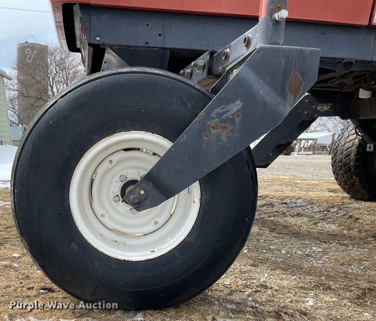 image for item FV9280 1999 Hesston 8450  windrower