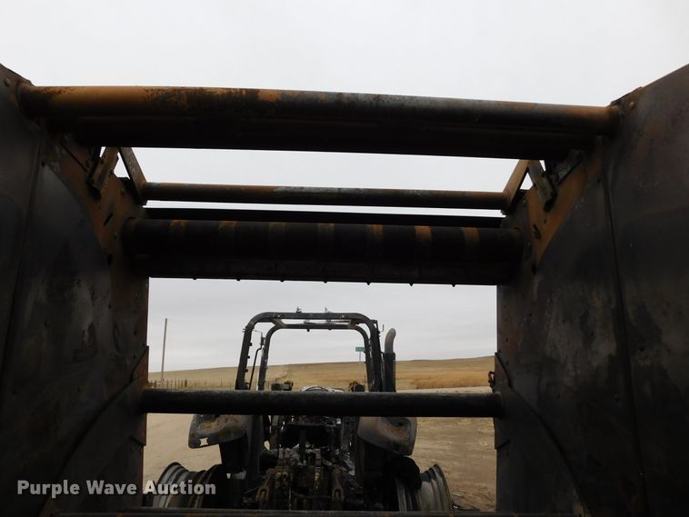 image for item GP9558 2017 John Deere 6125M  MFWD tractor