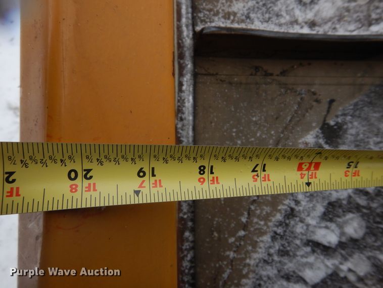 image for item IM9653 HayBuster Big Bite H-1100E  tub grinder