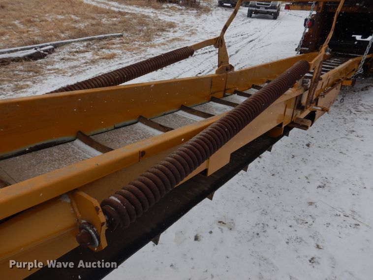 image for item IM9653 HayBuster Big Bite H-1100E  tub grinder