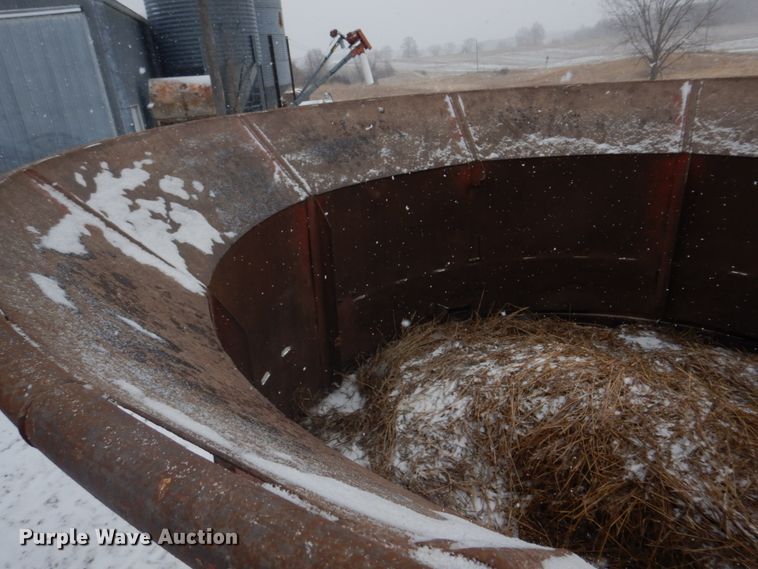 image for item IM9653 HayBuster Big Bite H-1100E  tub grinder