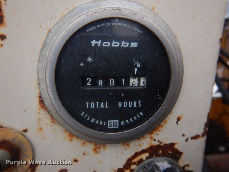 image for item IM9653 HayBuster Big Bite H-1100E  tub grinder