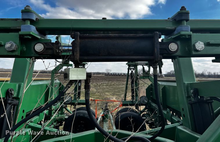 image for item JH9301 Great Plains Solid Stand 30  grain drill