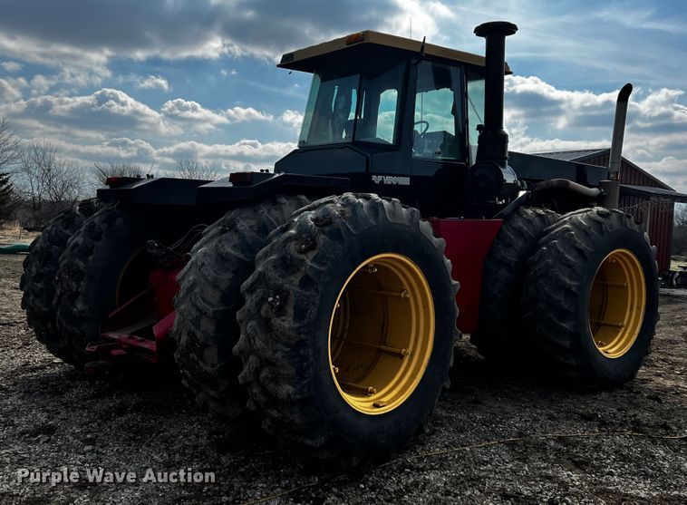 image for item JH9302 1985 Versatile 876  4WD tractor