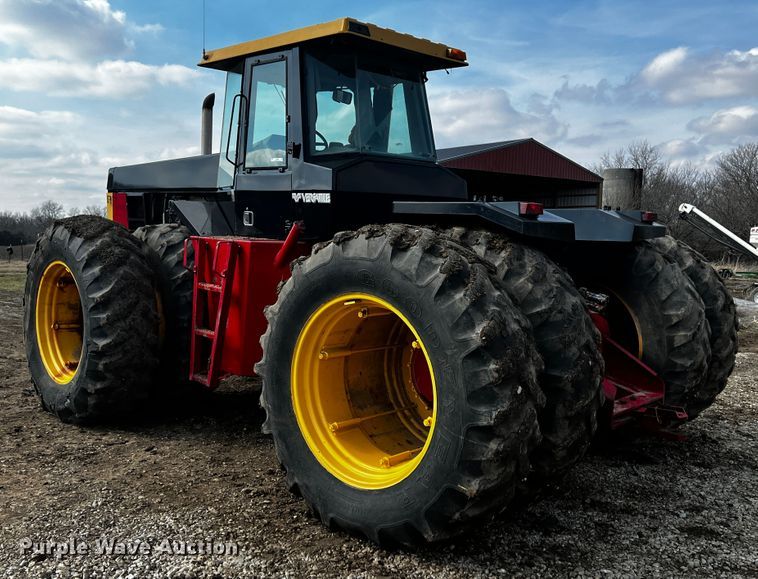 image for item JH9302 1985 Versatile 876  4WD tractor