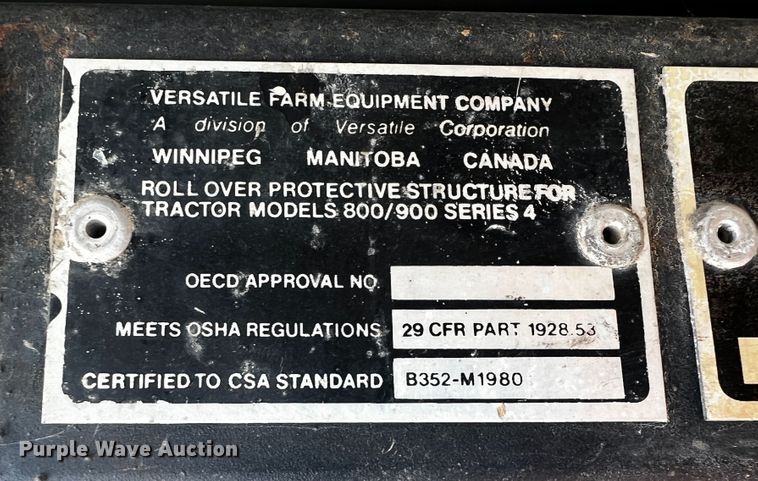 image for item JH9302 1985 Versatile 876  4WD tractor