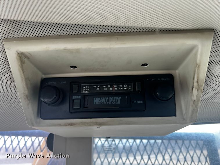 image for item JH9303 2005 John Deere 6615  MFWD tractor