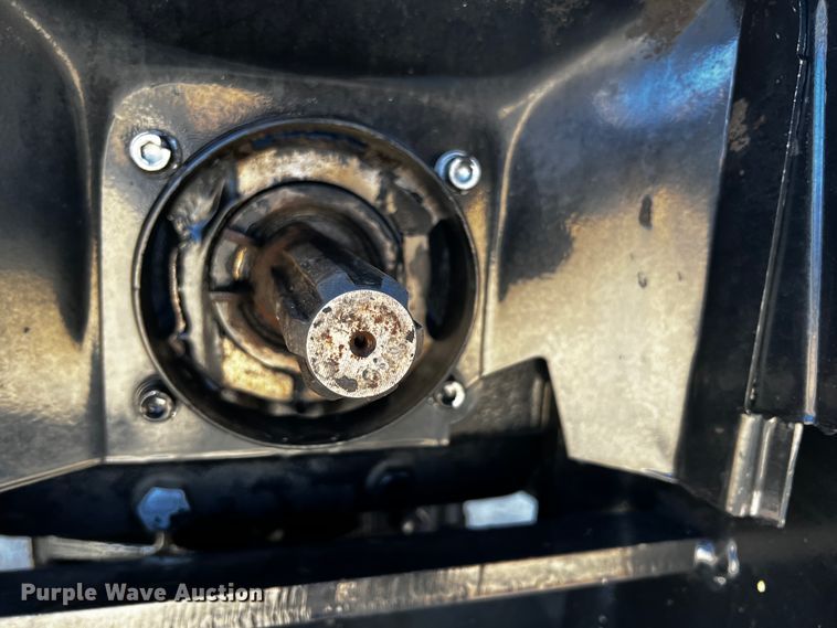 image for item JH9342 2007 New Holland TL100A  MFWD tractor