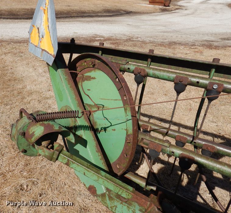 image for item JK9494 John Deere 640  hay rake