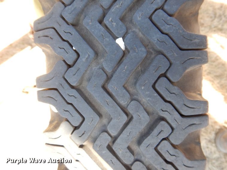 image for item JK9494 John Deere 640  hay rake