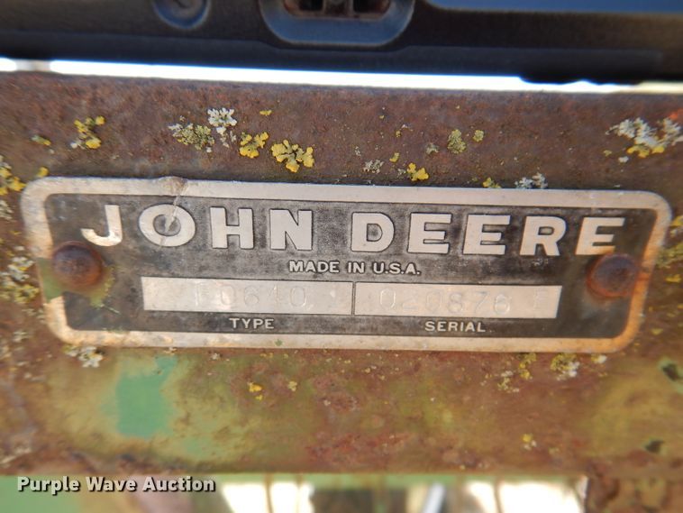 image for item JK9494 John Deere 640  hay rake