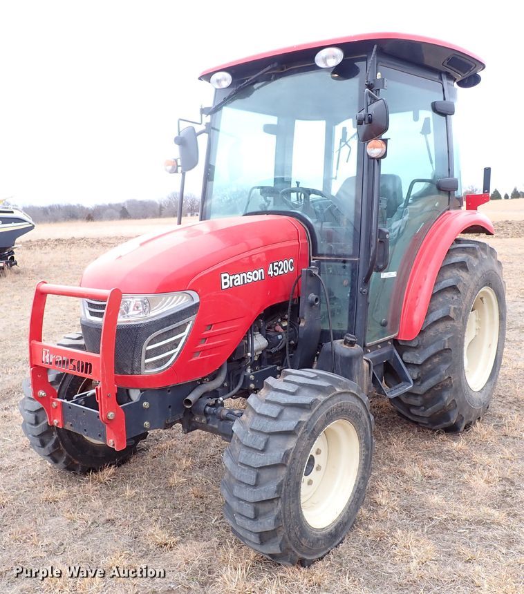 image for item JO9676 2018 Branson 4520C  MFWD tractor