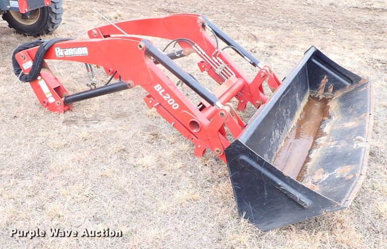 image for item JO9676 2018 Branson 4520C  MFWD tractor