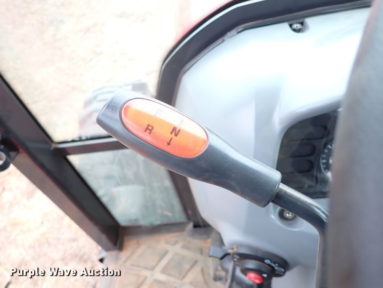 image for item JO9676 2018 Branson 4520C  MFWD tractor