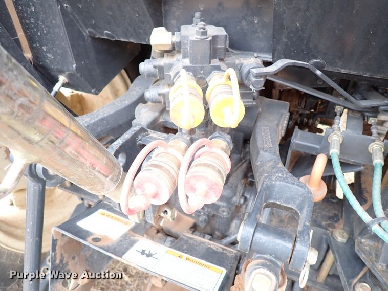 image for item JO9676 2018 Branson 4520C  MFWD tractor