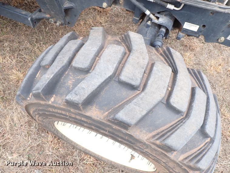 image for item JO9676 2018 Branson 4520C  MFWD tractor