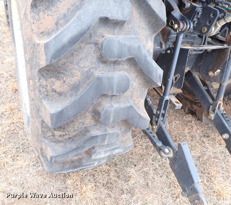 image for item JO9676 2018 Branson 4520C  MFWD tractor