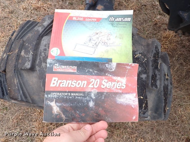 image for item JO9676 2018 Branson 4520C  MFWD tractor