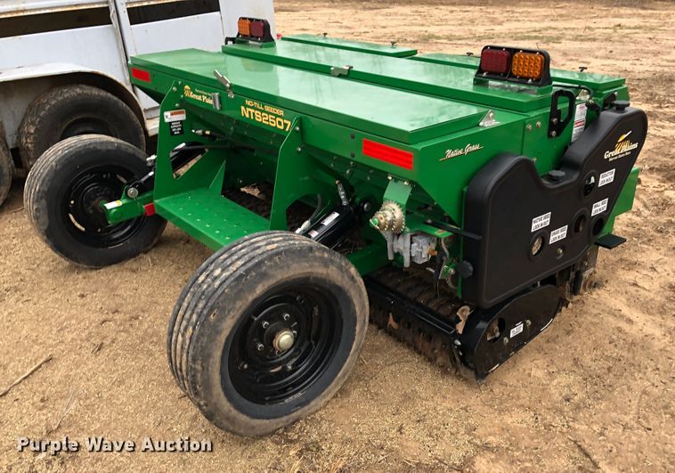 image for item JS9654 Great Plains NTS2507  no-till seeder