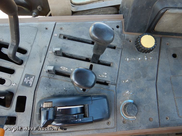 image for item JS9677 1994 John Deere 6300  tractor