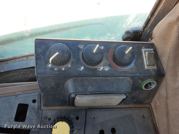 image for item JS9677 1994 John Deere 6300  tractor