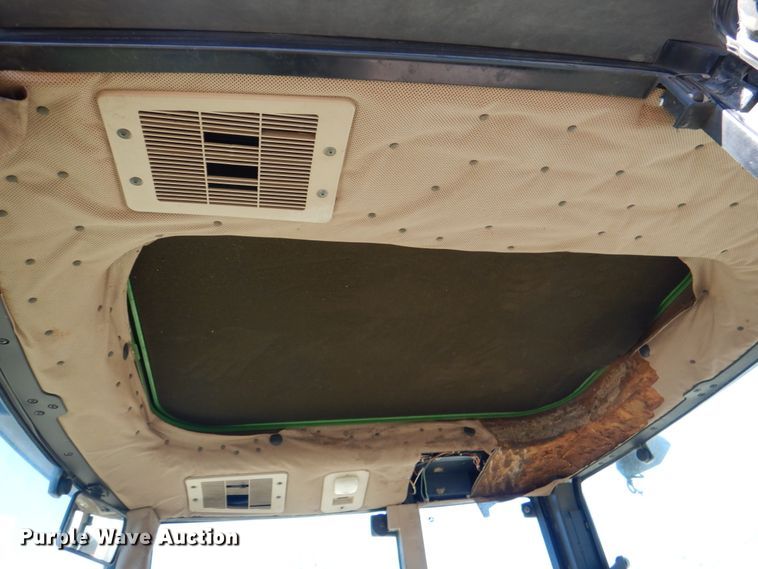 image for item JS9677 1994 John Deere 6300  tractor