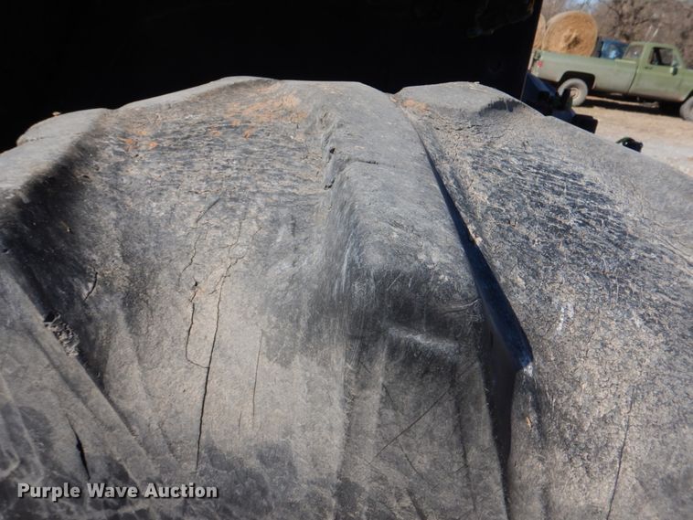 image for item JS9677 1994 John Deere 6300  tractor