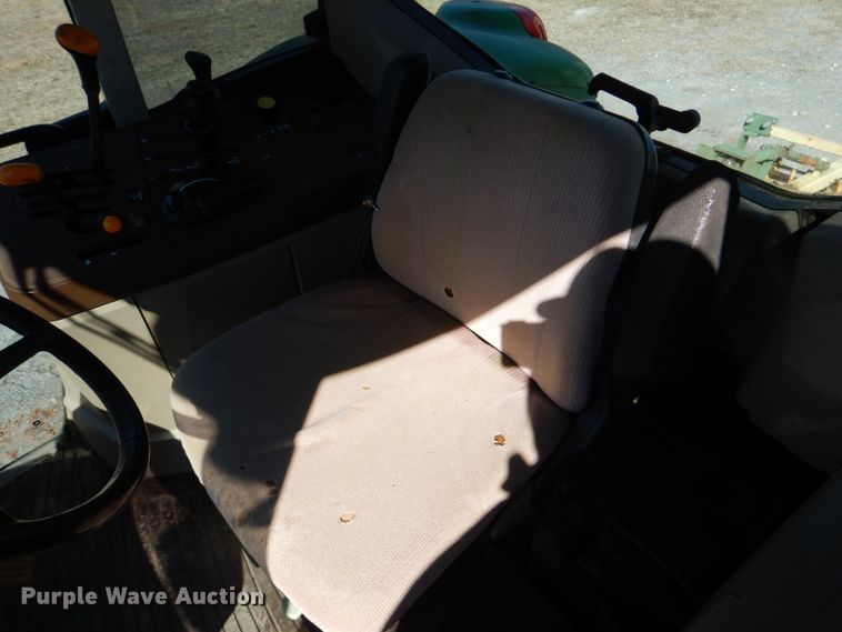 image for item JS9678 2003 John Deere 6415  MFWD tractor