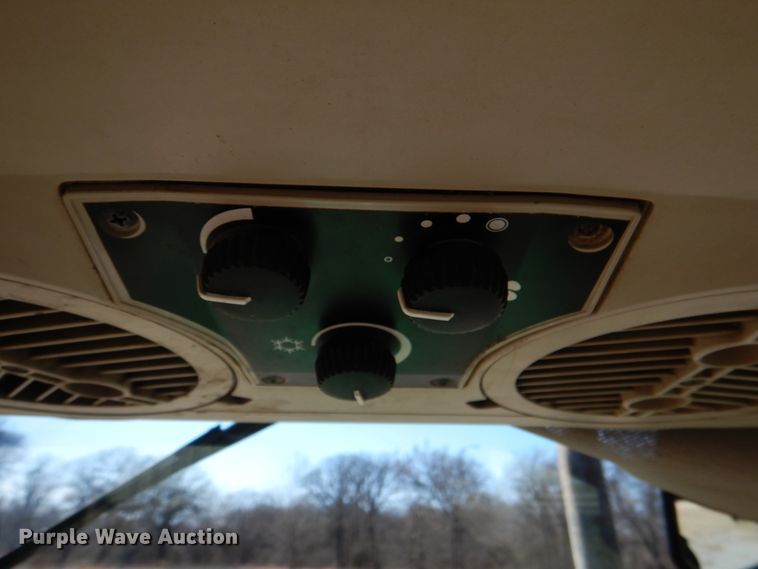 image for item JS9678 2003 John Deere 6415  MFWD tractor