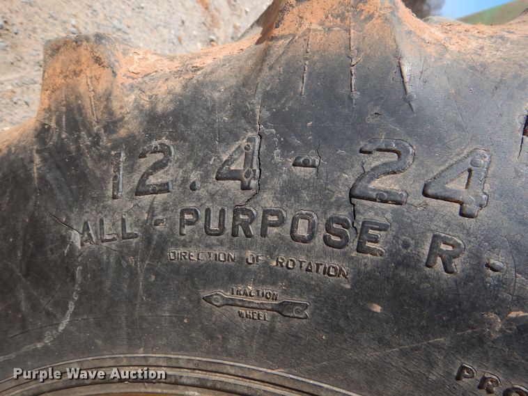 image for item JS9678 2003 John Deere 6415  MFWD tractor