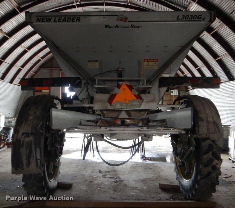 image for item LJ9846 2009 John Deere 4930  applicator