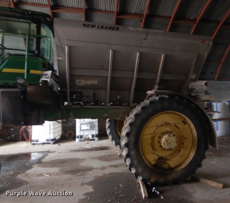 image for item LJ9846 2009 John Deere 4930  applicator