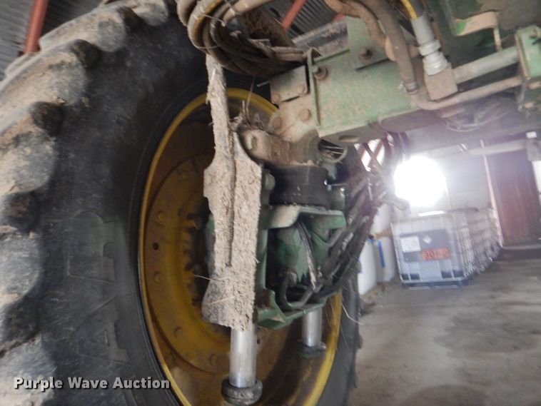 image for item LJ9846 2009 John Deere 4930  applicator