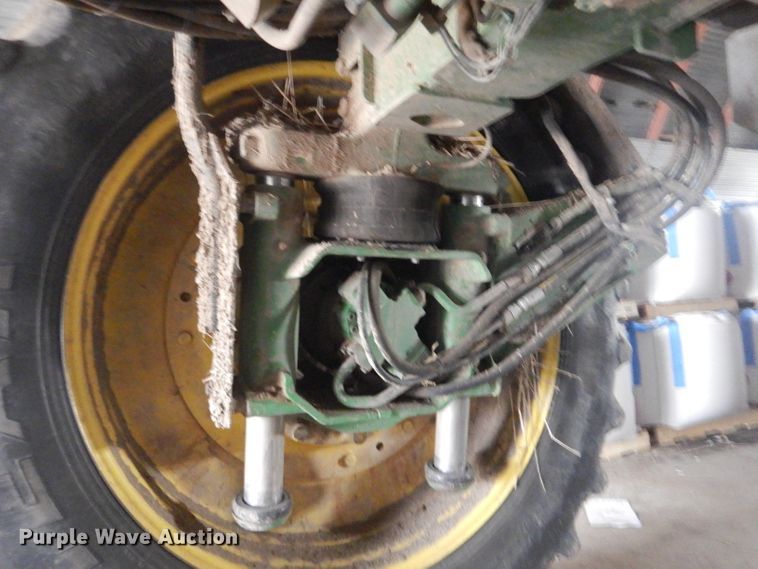 image for item LJ9846 2009 John Deere 4930  applicator