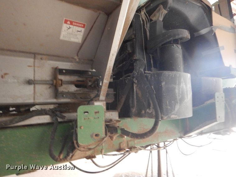 image for item LJ9846 2009 John Deere 4930  applicator