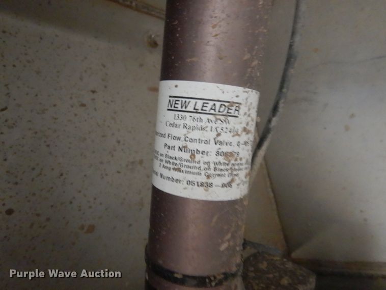 image for item LJ9846 2009 John Deere 4930  applicator