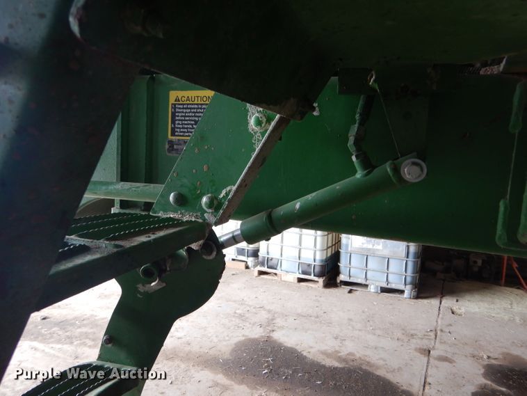 image for item LJ9846 2009 John Deere 4930  applicator