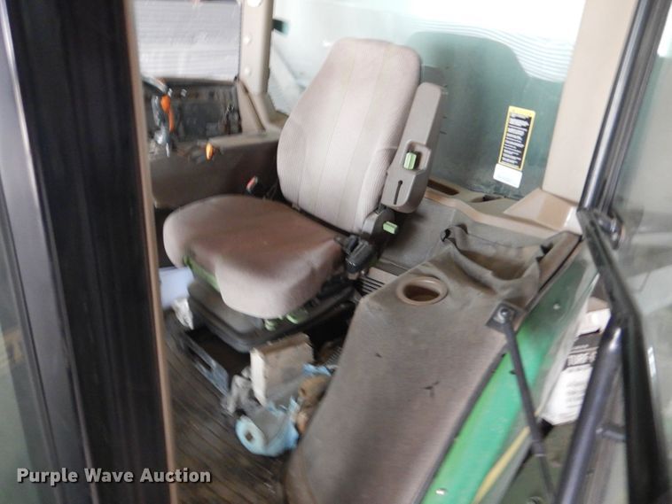 image for item LJ9846 2009 John Deere 4930  applicator