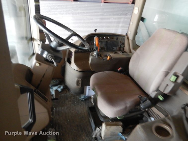 image for item LJ9846 2009 John Deere 4930  applicator