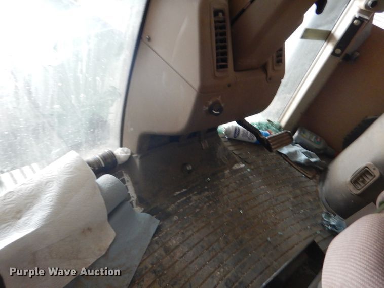 image for item LJ9846 2009 John Deere 4930  applicator