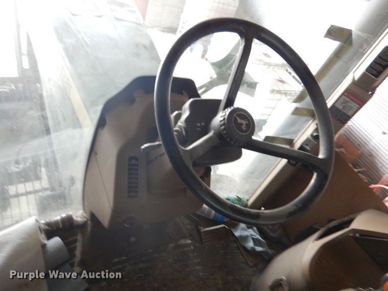 image for item LJ9846 2009 John Deere 4930  applicator