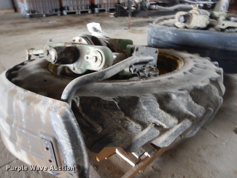 image for item LJ9846 2009 John Deere 4930  applicator