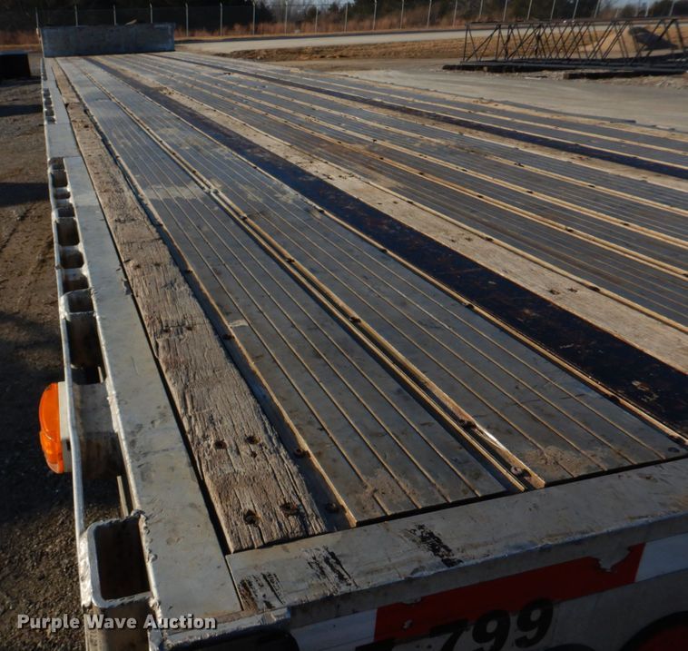 image for item DH8211 2005 Transcraft D-Eagle W2  drop deck trailer