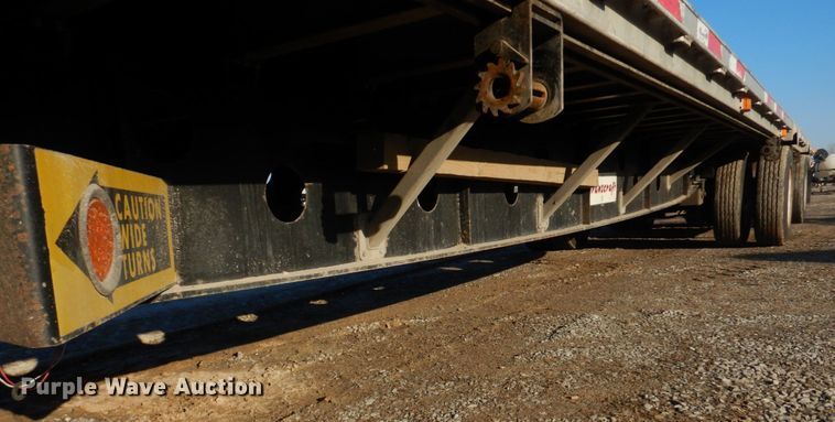 image for item DH8211 2005 Transcraft D-Eagle W2  drop deck trailer