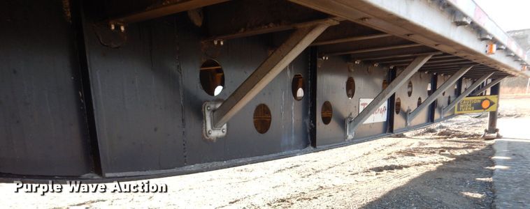 image for item DH8211 2005 Transcraft D-Eagle W2  drop deck trailer